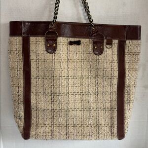 J CREW CREAM COLORED TWEED AND BROWN LEATHER TOTE BAG BRASS CHAIN HANDLES